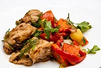 Курица тушеная с овощами 300 г