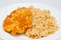 Куриное филе жаренное в яйце с рисом и овощами 270 г