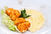 Шашлык куриный с картофельным пюре 270 г