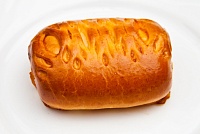 Пирожок печеный с абрикосом 100 г