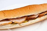 Багет с куриным рулетом (манхэттен) 250 г